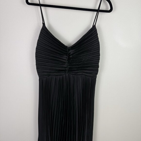 Petal & Pup Vikki Pleated Satin Maxi Dress Black Size 6 Elegant Formal - Picture 4 of 12